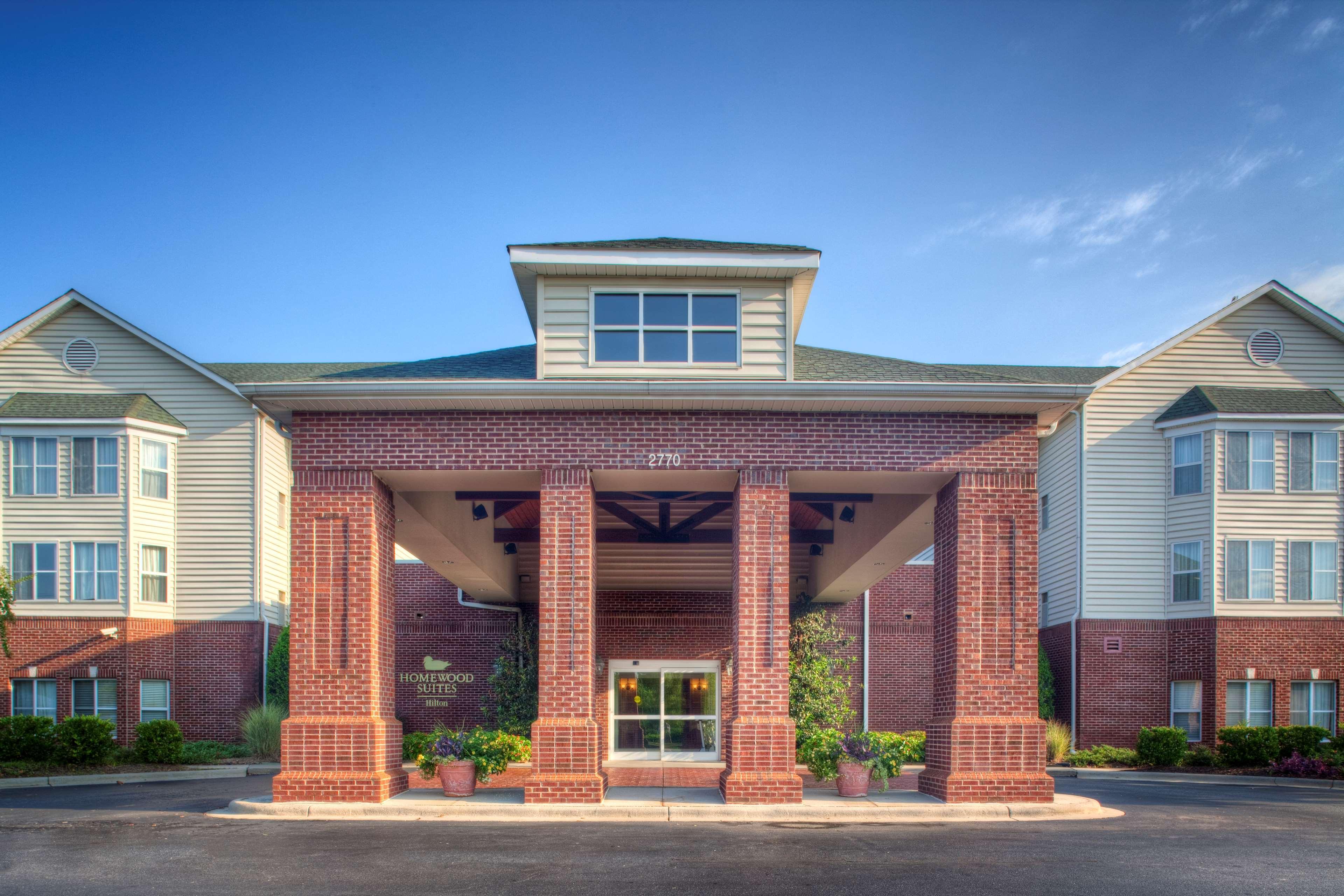 Homewood Suites By Hilton Charlotte Airport מראה חיצוני תמונה