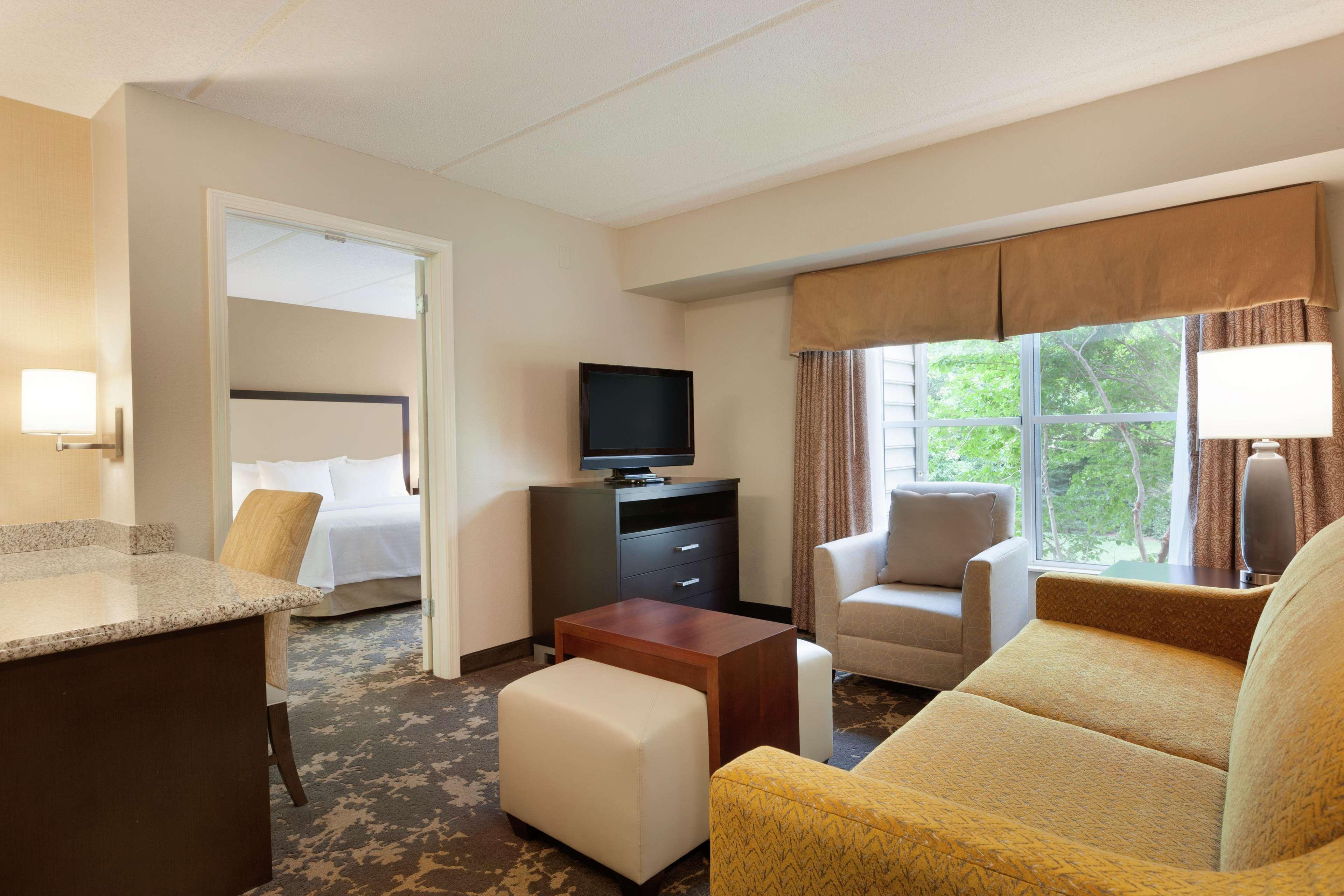 Homewood Suites By Hilton Charlotte Airport מראה חיצוני תמונה