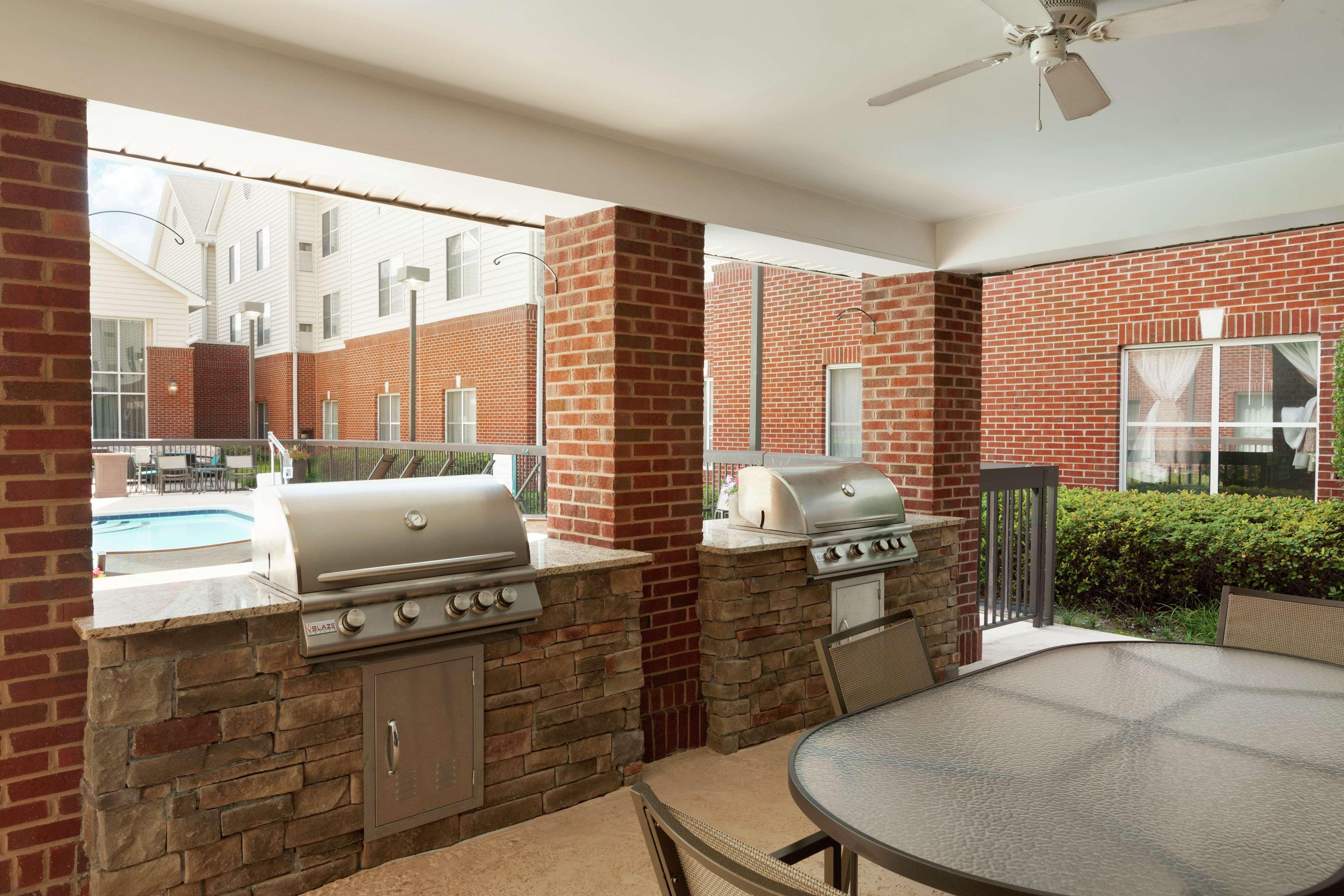 Homewood Suites By Hilton Charlotte Airport מראה חיצוני תמונה