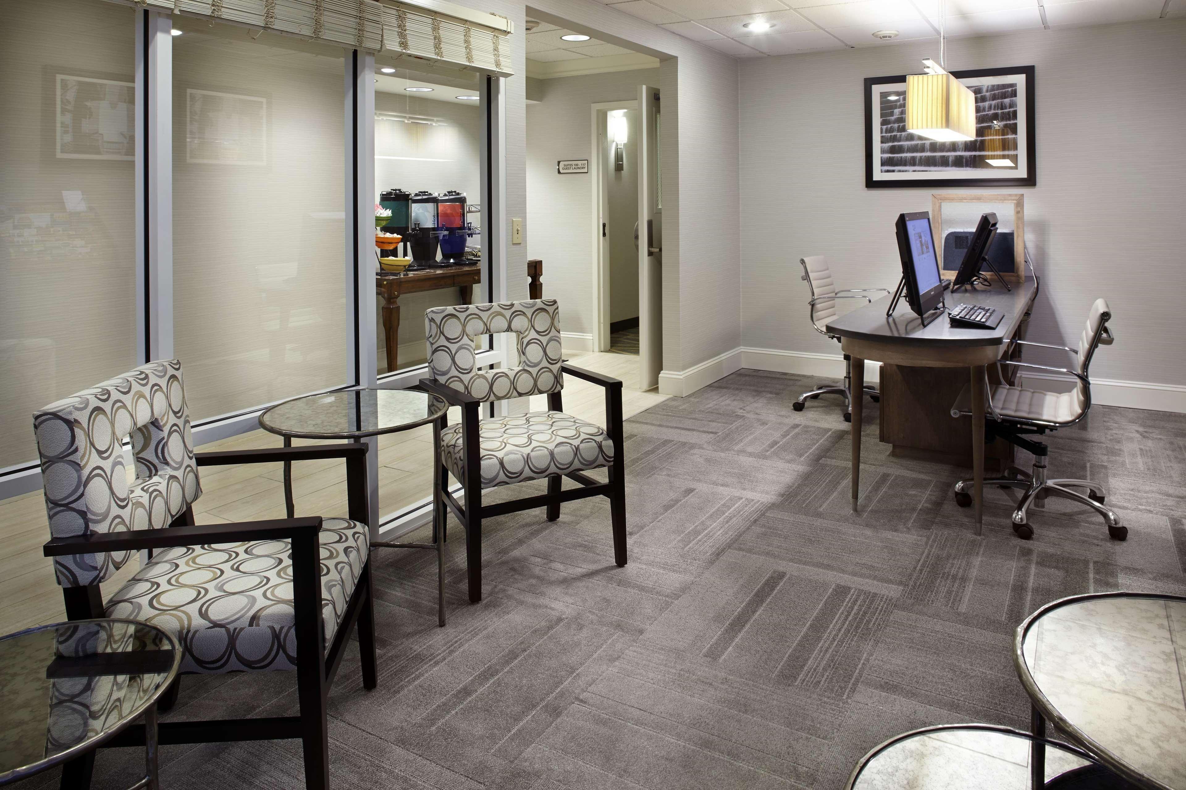 Homewood Suites By Hilton Charlotte Airport מראה חיצוני תמונה