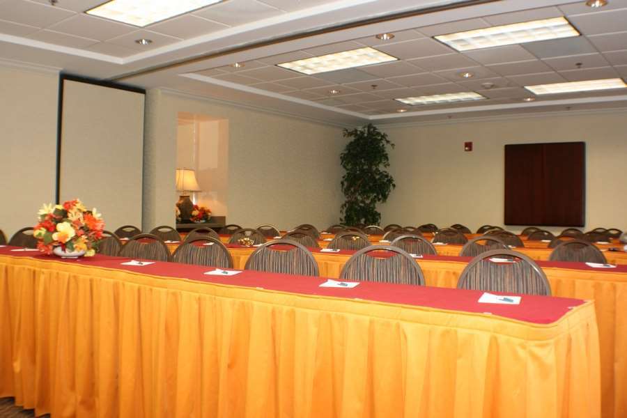 Homewood Suites By Hilton Charlotte Airport מתקנים תמונה